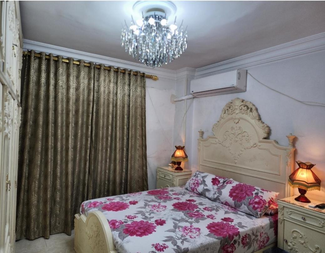 Elegant Apartment In Sheraton Heliopolis Kairo Exteriör bild