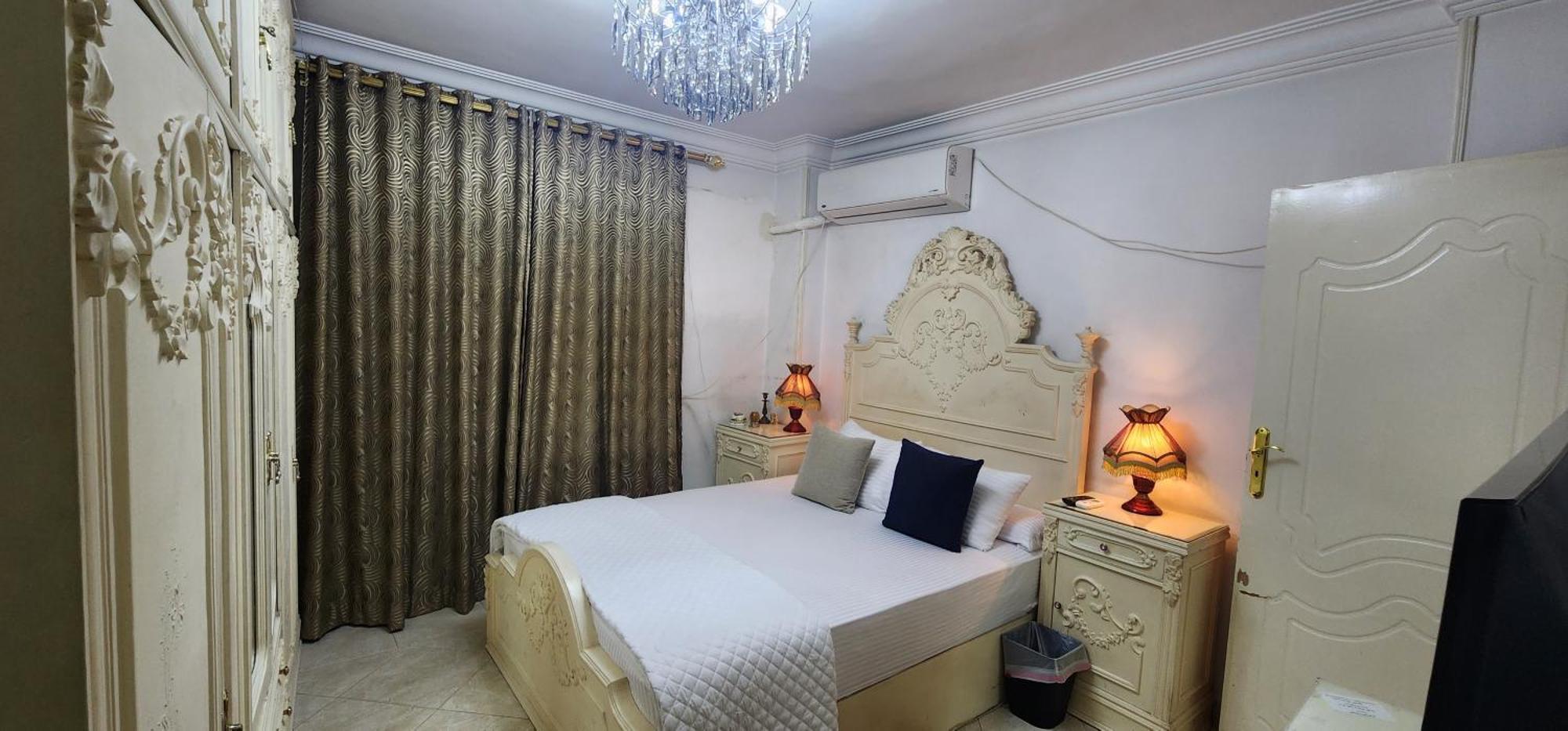 Elegant Apartment In Sheraton Heliopolis Kairo Exteriör bild